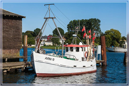 Ein Fischerboot in Arnis an der Schlei